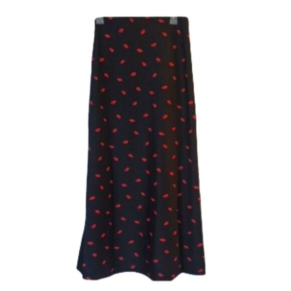 🎁3/$30🎁 A New Day Lips Print Midi Pencil  Skirt Sateen Black Sz M - Picture 3 of 11